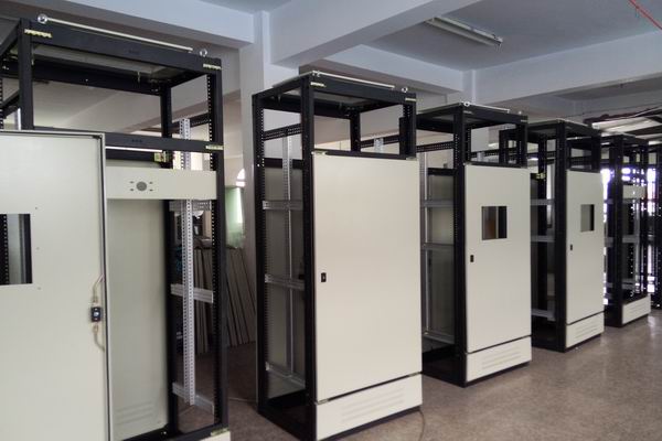 蓬安控制箱-3683谈谈控制箱的维护和保养事